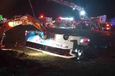 Malatya’da yolcu otobüsü devrildi: 4 ölü, çok sayıda yaralı 