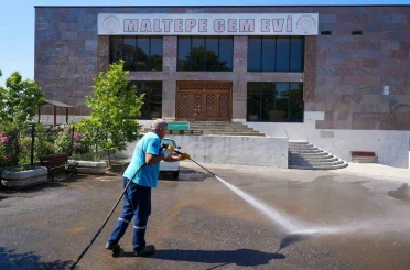 Maltepe’de Muharrem ayı öncesi cemevinde kapsamlı temizlik 