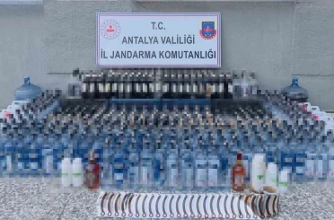 Manavgat’ta kaçak alkol operasyonu: Yüzlerce litre ele geçirildi 