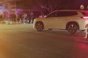 Manavgat’ta otomobil ile motosiklet çarpıştı: 2 yaralı 