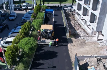 Manisa Büyükşehir, üniversite ve hastane yolunu yeniliyor 