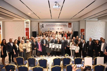 Manisa’da dev turnuvanın şampiyonu Azerbaycanlı Rasulov oldu 