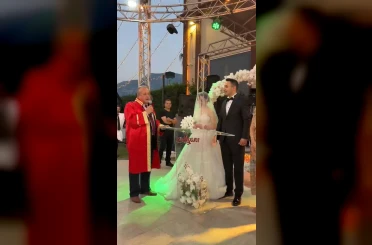 Manisa’da düğüne damga vuran nikah mizanseni 