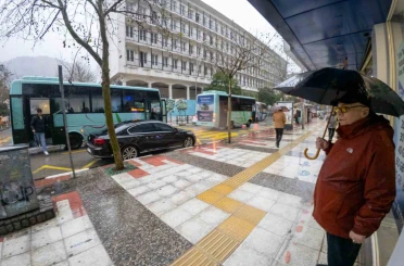 Manisa’da esnafın fırtına ve yağmurla imtihanı 