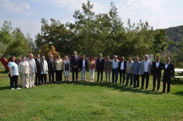 Manisa’da muhtarlar yasa değişikliğini görüştü 