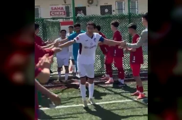 Mardin 1969’lu gençler Elazığspor’u alkışladı 