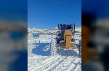 Mardin Büyükşehir Belediyesi’nden Mazıdağı’nda kar seferberliği 