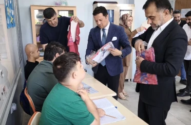 Mardin TSO Başkan adayı Duyan’dan özel eğitim öğrencilerine forma hediyesi 