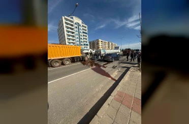 Mardin’de kamyon ile tır çarpıştı: 1 yaralı 
