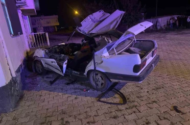 Mardin’de otomobil ile traktör çarpıştı: 1’i çocuk 4 yaralı 