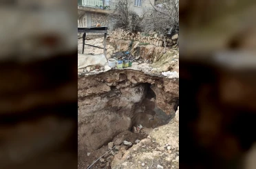 Mardin’de yağışların ardından toprak çökmesi meydana geldi 