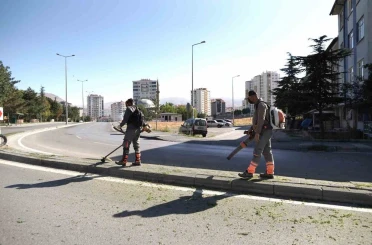 Melikgazi’de daha temiz ve düzenli bir ilçe için genel sonbahar temizliği başladı 