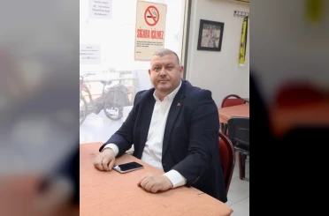 Menderes Belediyesine operasyon: Başkan ve 13 kişi gözaltında 