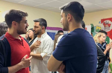 Menteşe’de kültür köprüsü: Gençler İngilizceyi yaşayarak öğreniyor 