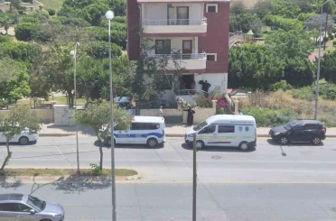 Merdivenden düşen yaşlı adam hayatını kaybetti 