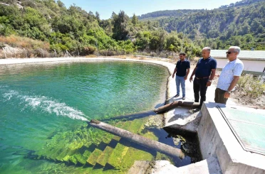 Mersin Büyükşehir Belediyesinden 79 mahalleye sulama borusu desteği 