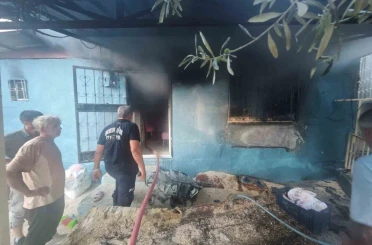 Mersin’de evde çıkan yangın korkuttu 