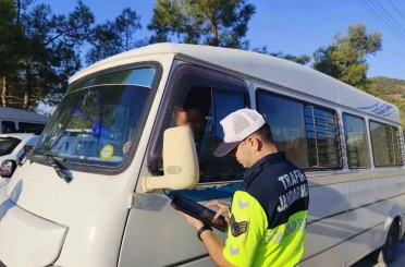 Mersin’de jandarmadan okul servislerinde sıkı denetim 