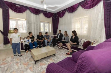 Mersin’de öğrenciler için evde eğitim takibi başladı 