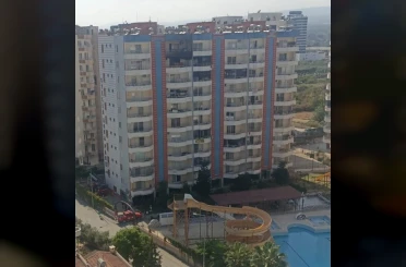 Mersin’de tatil sitesinde yangın 