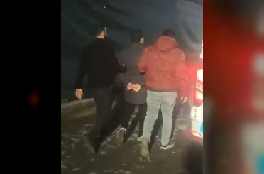 Mersin’de trafikte tartışma tutuklama ile bitti: Sopalı alkollü sürücünün ehliyeti alındı, 14 bin TL de ceza kesildi 