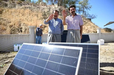 Mersin’de üreticiye güneş paneli, sıvı gübre ve nergis soğanı desteği 