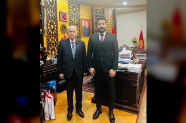 MHP Aydın’da bayrak değişimi 