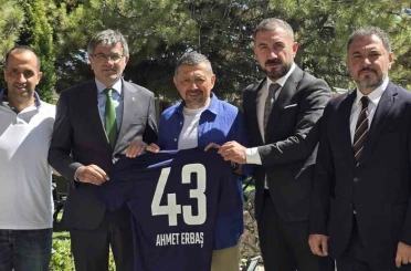 Milletvekili Ahmet Erbaş’tan Kütahyaspor’a 1 milyon TL destek 