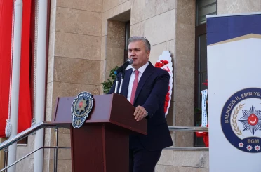 Milletvekili Mustafa Canbey’in adını kullanarak dolandırıcılık yapan 2 kişi tutuklandı 