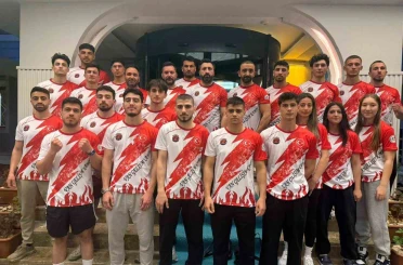 Milli sporcuların yüksek irtifa durağı Van oldu: Şampiyonalar öncesi güç depoladılar 