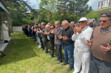 Minik Burak’ın isteği yürekleri parçaladı 