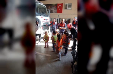 Minik Eller’den İtfaiye Haftası’da anlamlı ziyaret 