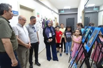Minik ressamların büyük eserleri göz doldurdu 