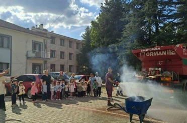 Minikler orman yangınları konusunda bilgilendirildi 