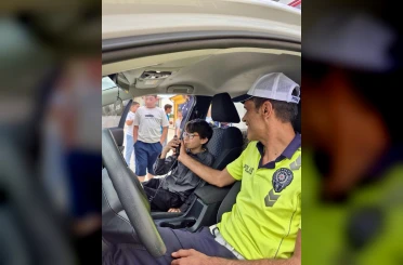 Miniklere polislik mesleği ve güvenli yaşam eğitimi 