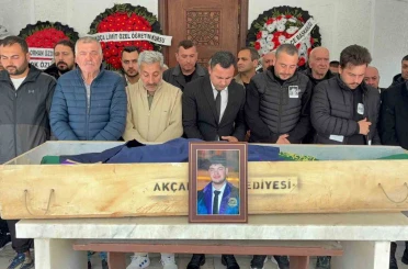 Motosiklet kazasında hayatını kaybeden lise öğrencisi son yolculuğuna uğurlandı 