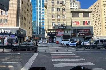 Motosikletin çarptığı yaya yaralandı 