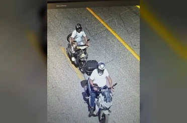 Motosikletlilerin tehlikeli yardımlaşmasına ceza 