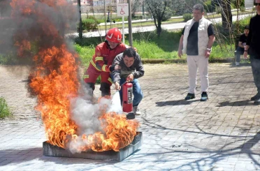 MSKÜ akademik ve idari personeline yangın eğitimi 
