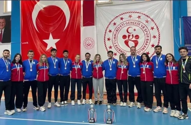 MSKÜ hokeyde Türkiye ikincisi oldu 