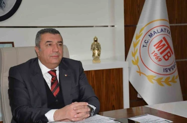 MTB Başkanı Özcan: "Zor şartlara rağmen 303 milyon dolarlık kayısı ihracatı gerçekleştirdik" 