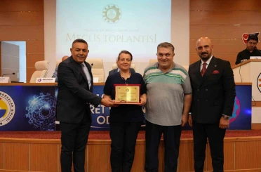 MTSO’nun üyelerine vefa plaketi takdimi devam ediyor 