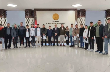 Müdür Yılmaz, Bitlisli öğrencileri ağırladı 