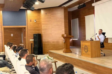 Müftü Şık’tan genç din görevlileriyle farkındalık buluşması 