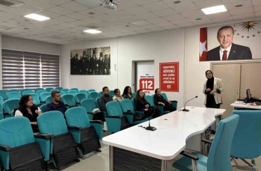 Muğla 112 Acil Çağrı Merkezi çalışanlarına doğru beslenme ve duruş teknikleri anlatıldı 
