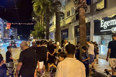 Muğla’da çatıya çıkan genç ikna edilerek aşağı indirildi 