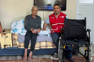 Muradiye Kızılay’ı engelleri kaldırmaya devam ediyor 