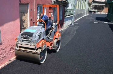 Muradiye’de yol yenileme ve asfalt seferberliği 