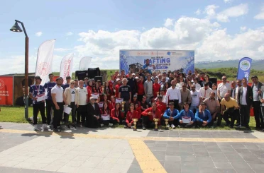 Murat Nehri’nde kano heyecanı sona erdi: 400 sporcu kıyasıya yarıştı 
