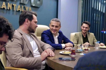 MÜSİAD Antalya Başkanı Akgül, ihracat tecrübelerini gençlerle paylaştı 